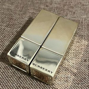 Burberry lipstick x Two Limited Edition